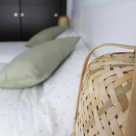 Appto Jovellanos Playa, 5 Personas * リバデセリャ